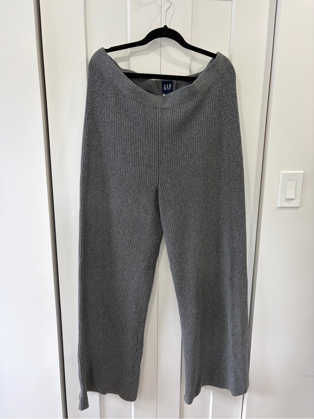 GAP Ribbed Knit Straight Leg Pants - Heather Gray